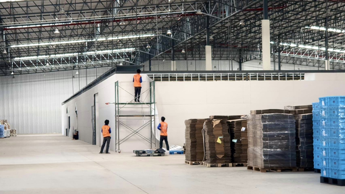 เราคือผู้ให้บริการอสังหาริมทรัพย์เพื่อการอุตสาหกรรมชั้นนำของประเทศไทย